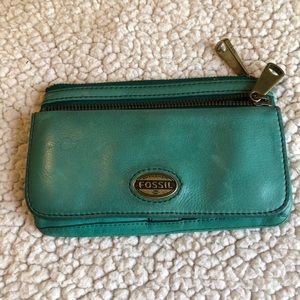 Fossil Green snap front wallet zipper clutch
